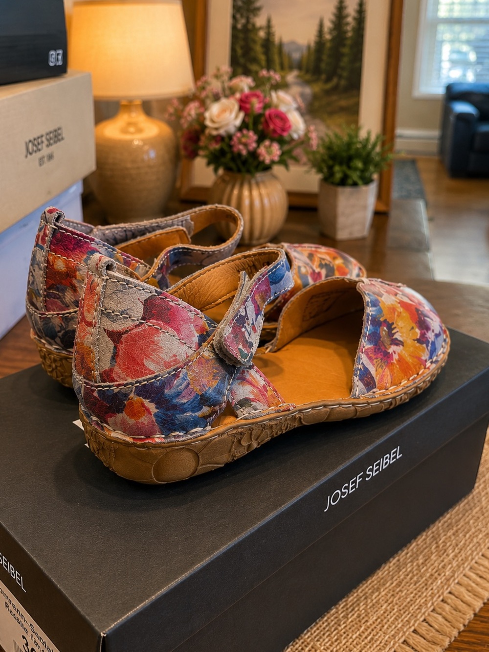 Josef Seibel Floral Leather Mary Jane Shoes EU 36 / US Women’s 6–6.5 New in Box - Picture 2 of 3